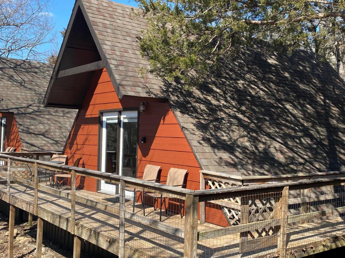 Calm Waters Resort Indian Point 外观 照片