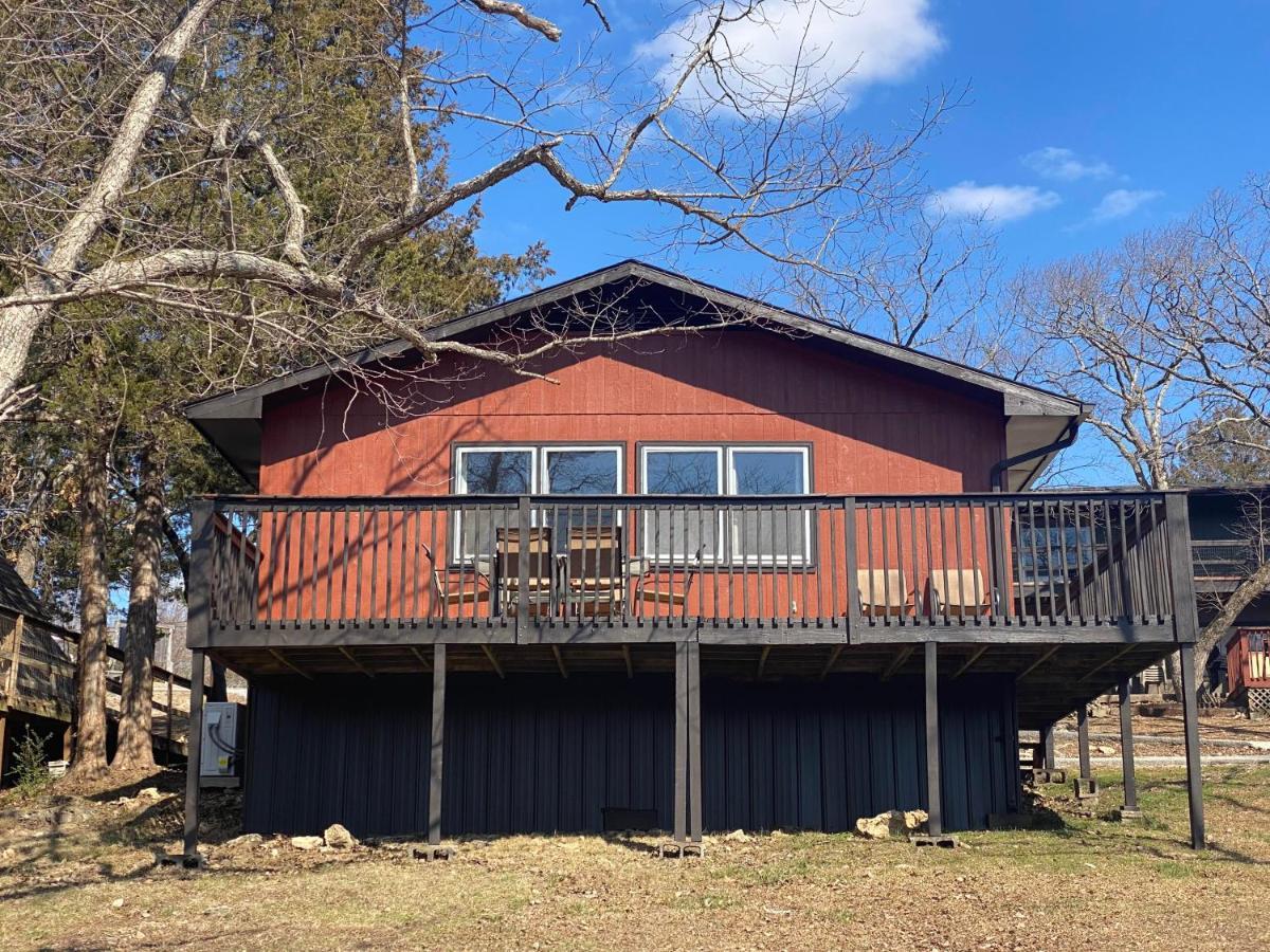 Calm Waters Resort Indian Point 外观 照片