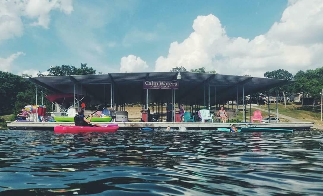 Calm Waters Resort Indian Point 外观 照片